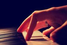 开云体育中国-闪耀绿茵的星辰：那些女足里程碑时刻背后的团队战歌