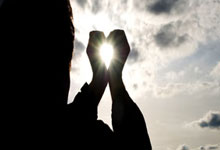 开云体育中国-鹿岛鹿角球迷现场助威，球队斗志昂扬