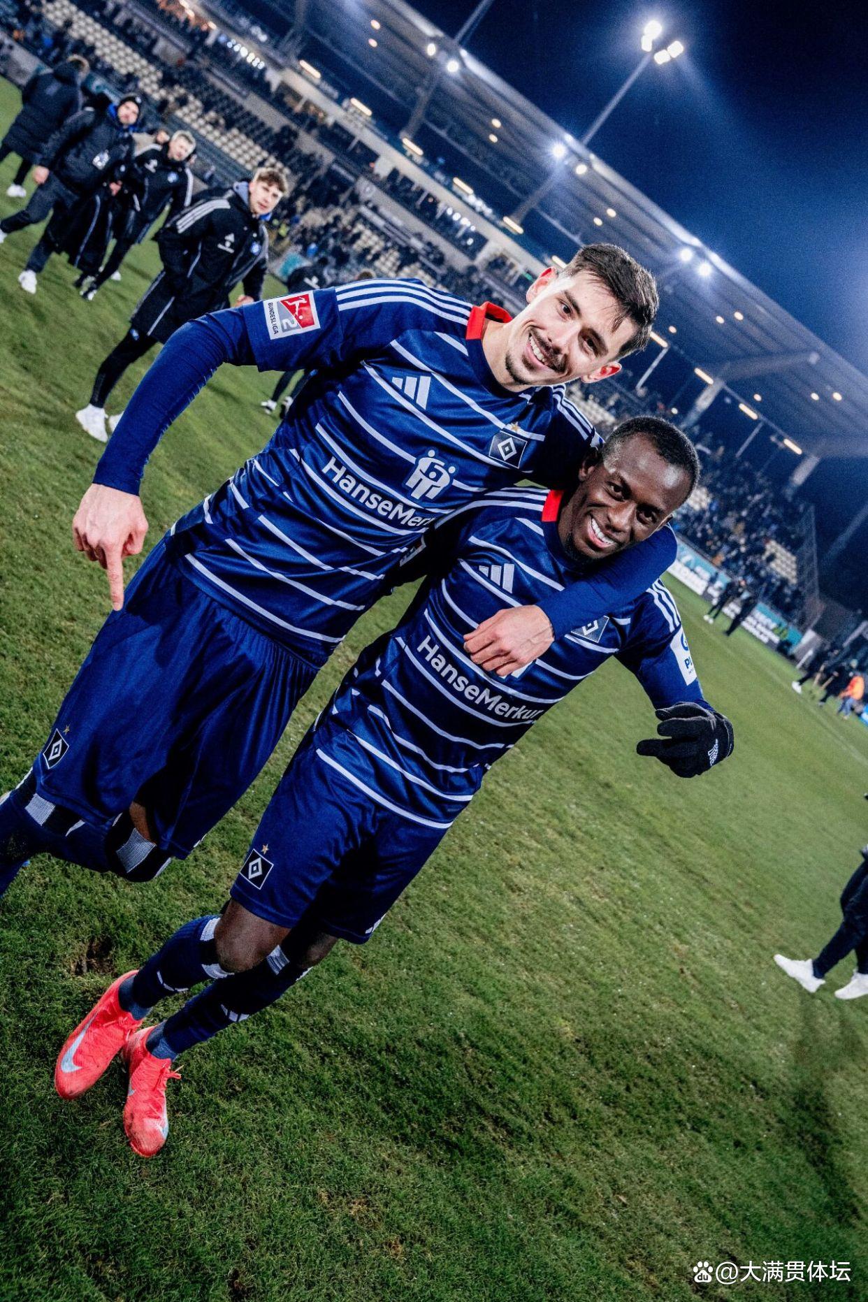 汉堡球员集训备战，期待翻盘战胜对手的简单介绍