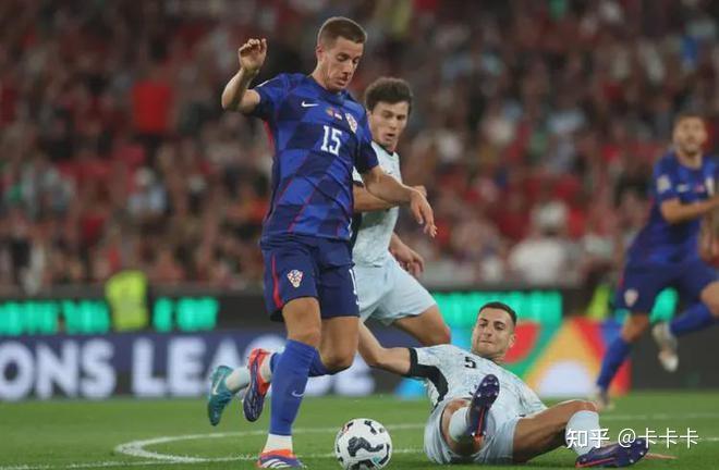 葡萄牙队在大赛中击败对手，晋级决赛阶段