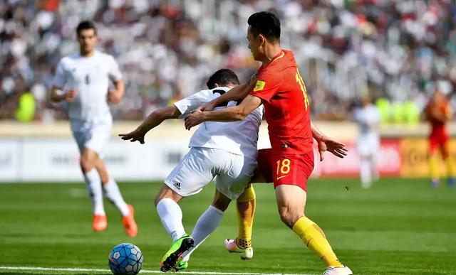 开云体育登录-国内足球联赛悬念不断，强弱对决随时发生