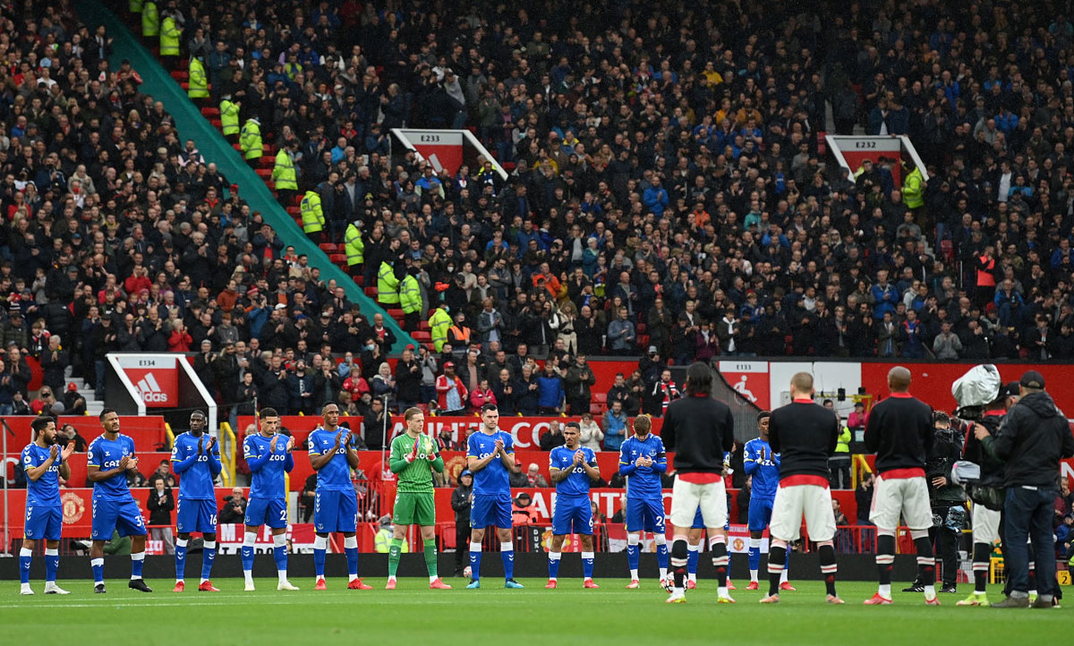 美因茨队力求主场保住三分，抗拒降级的简单介绍