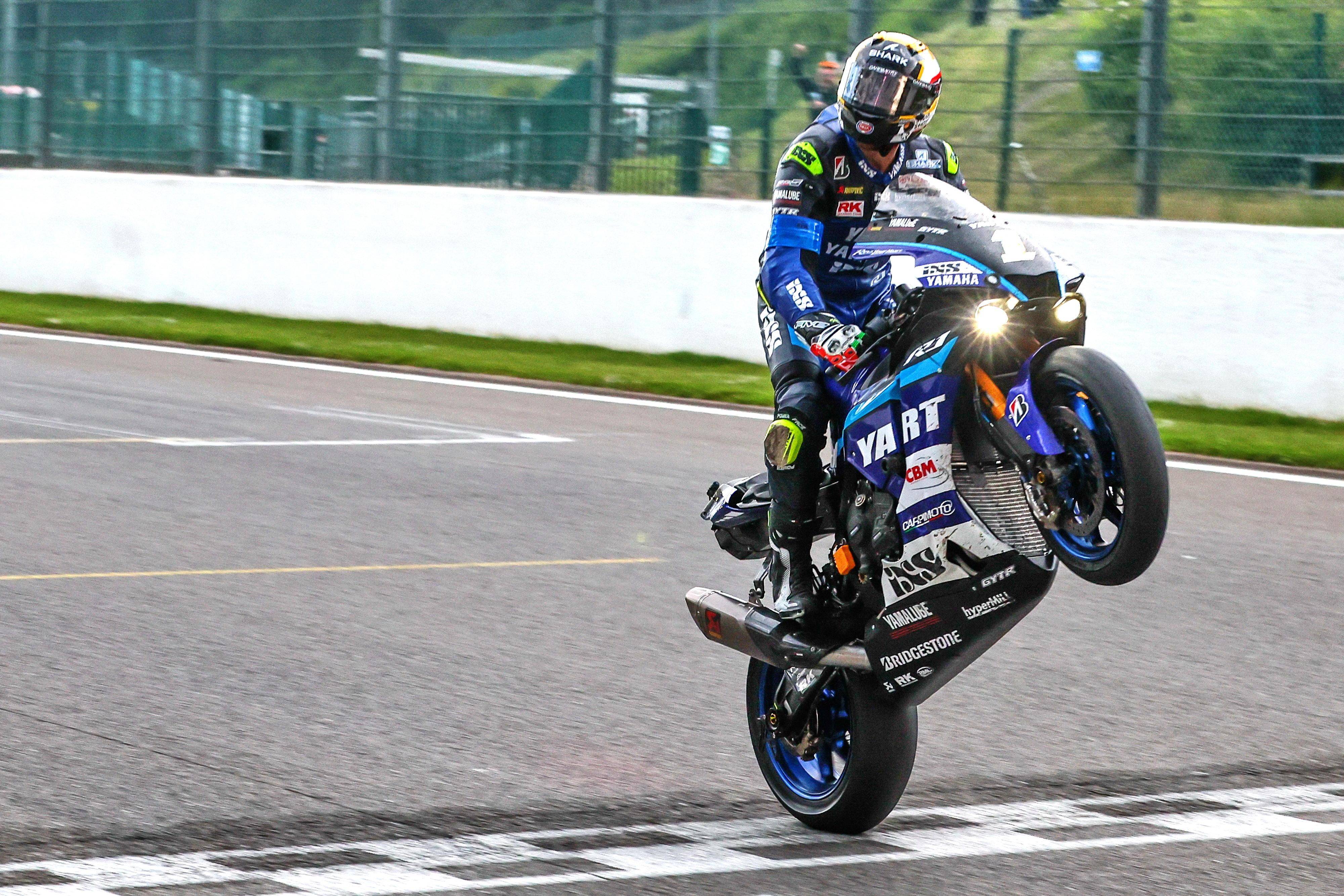 比利时自行车选手速度夺冠名利双收的简单介绍