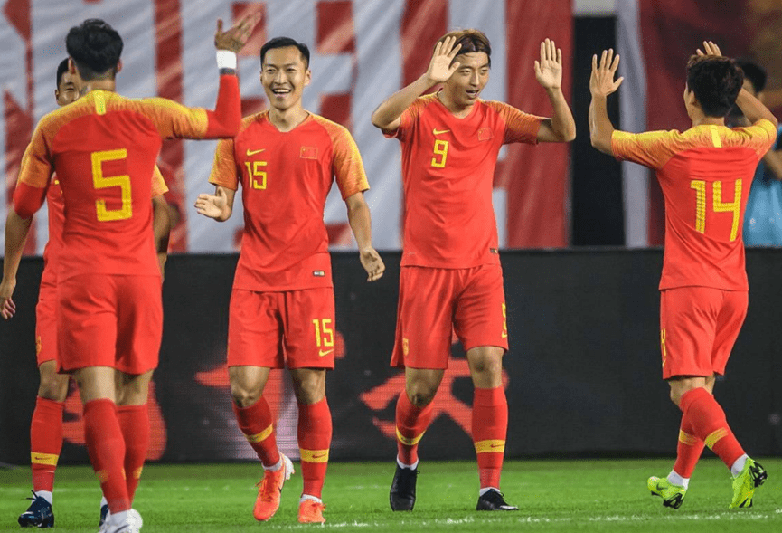 大陆球队在国际赛事中赢得胜利