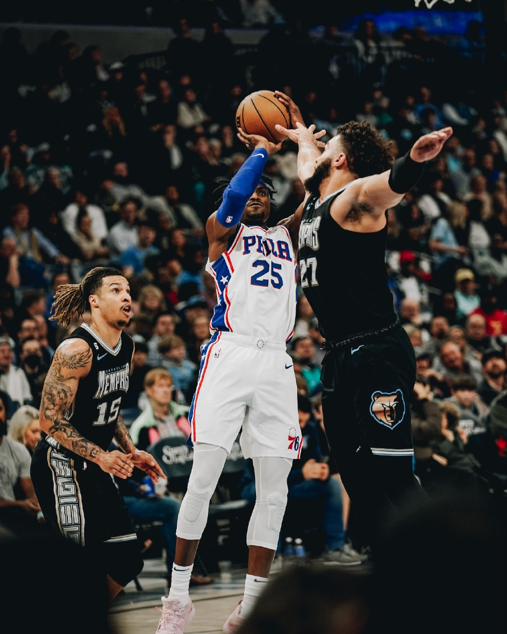 灰熊队遭遇两连败，晋级希望岌岌可待的简单介绍