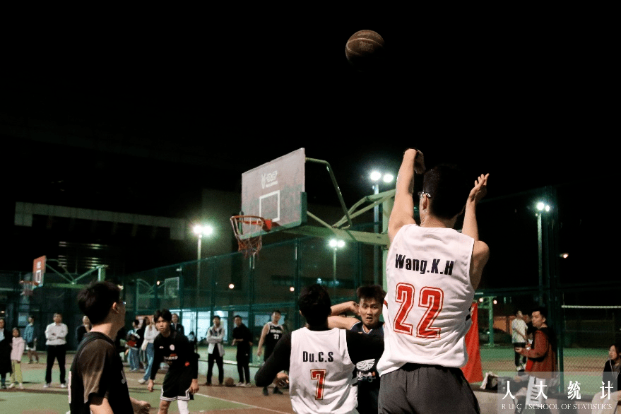 甘肃男篮临危不惧，战胜江西队成功取胜