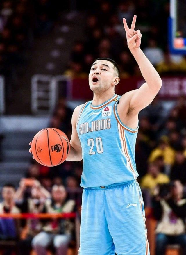 甘肃男篮临危不惧，战胜江西队成功取胜