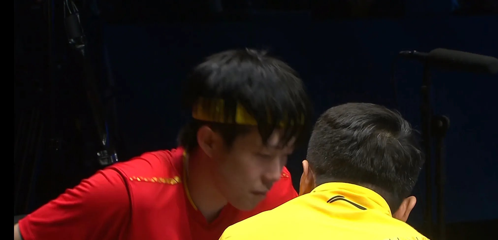 开云体育官网-比赛的胜利关键，球员们为了荣誉拼尽全力