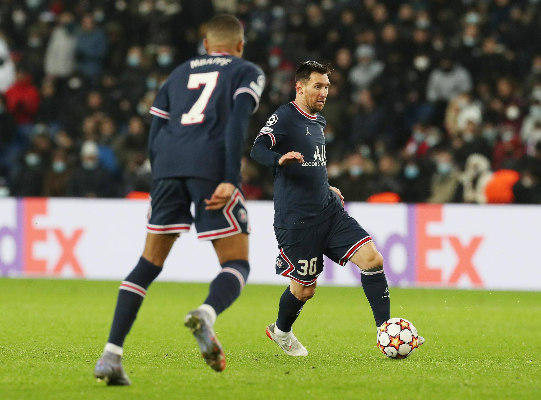 开云体育平台APP-尤文图斯惊险晋级，欧冠淘汰赛不容错过