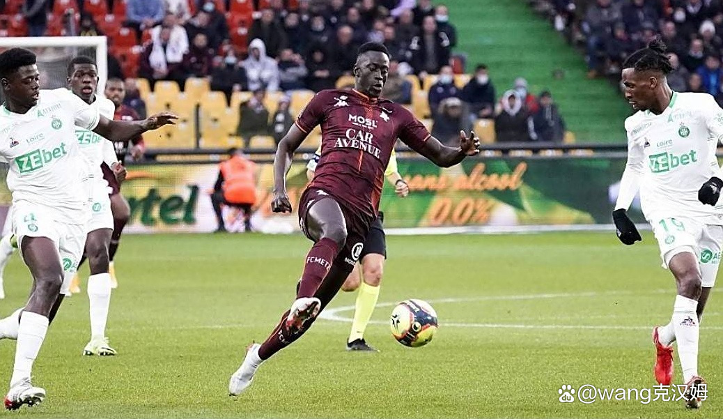 开云体育-包含瓦伦西亚客场失利，保级形势岌岌可危的词条