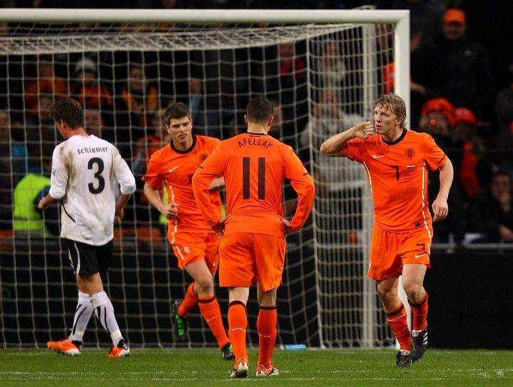 开云体育中国-欧预赛新赛季揭幕，球队备战再起热潮的简单介绍