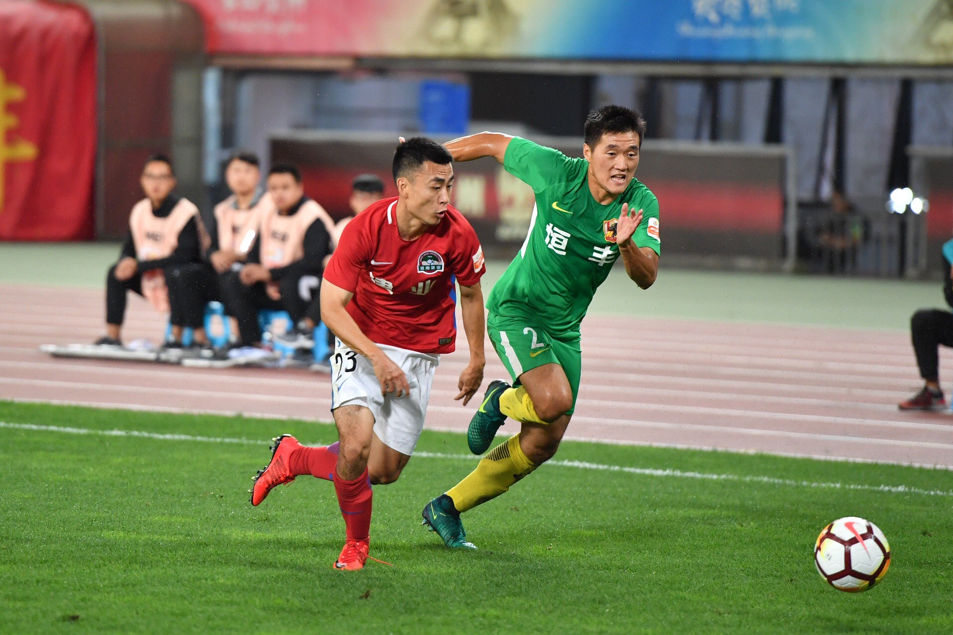 河南建业客场胜贵州恒丰智诚，取得连胜