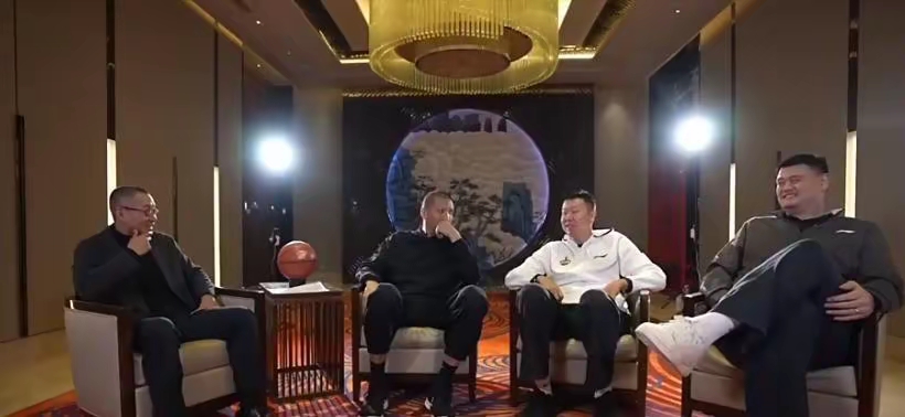 全明星赛将至，篮球明星齐聚一堂展现超凡技术