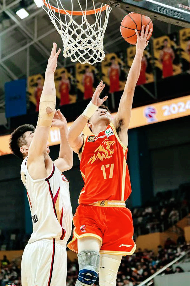 球队在比赛中体现出的顽强拼搏意志