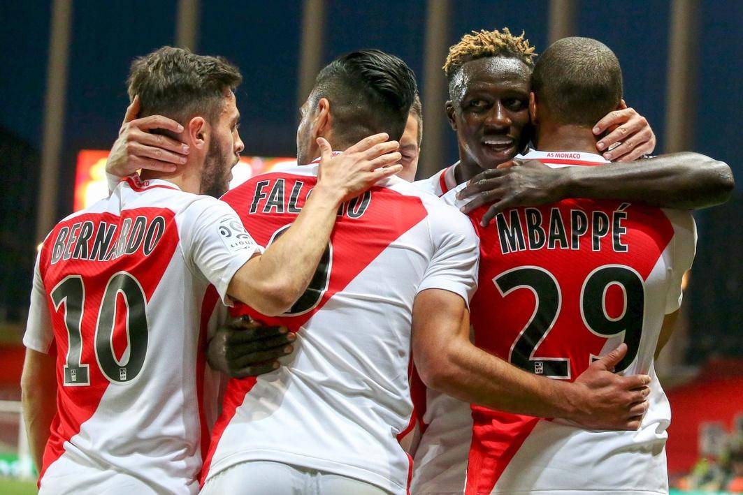 法甲球队整体实力稳步上升，目标冲顶