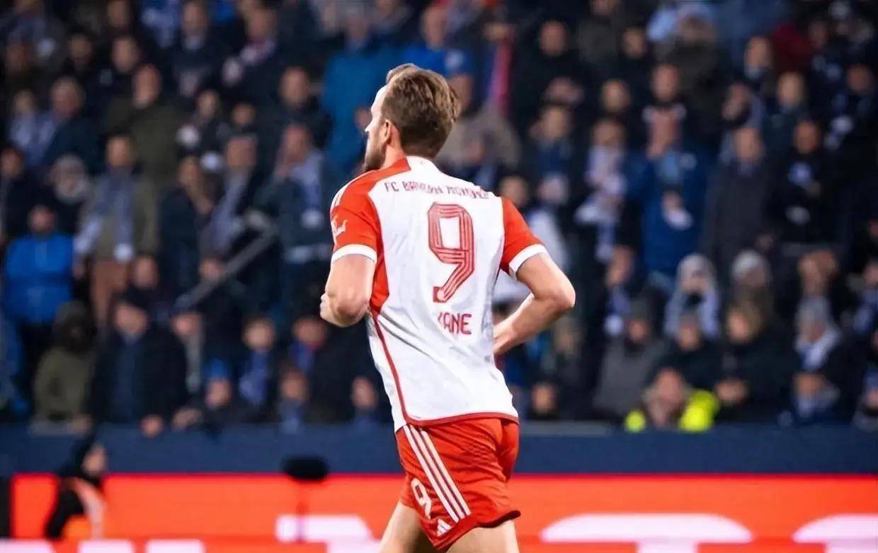 包含罗马主教练透露战术秘诀，球队瞄准卫冕冠军称号的词条