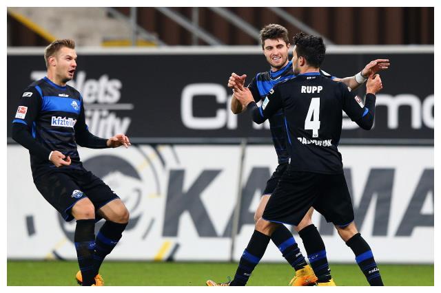 关于战胜对手，国家队密集防线锁定抢分的信息