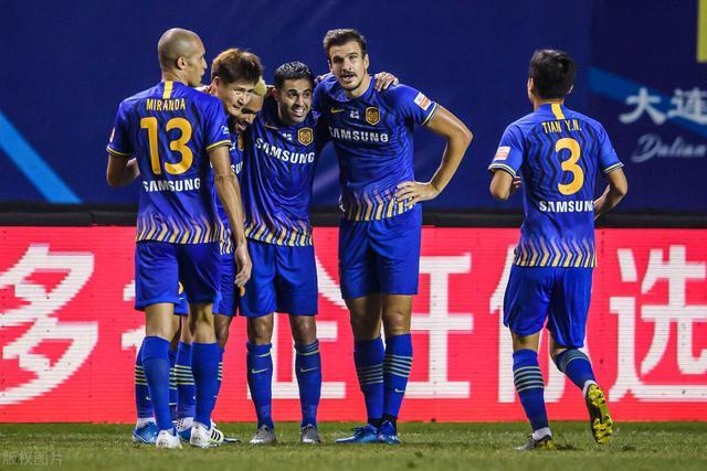 开云体育在线-包含江苏苏宁客场不敌广州富力，遭受失败的词条