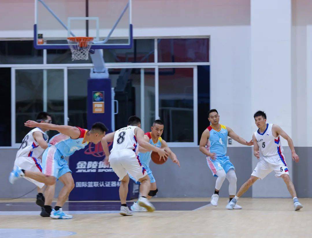 关于津巴布韦击剑选手实力过人，成功突围的信息