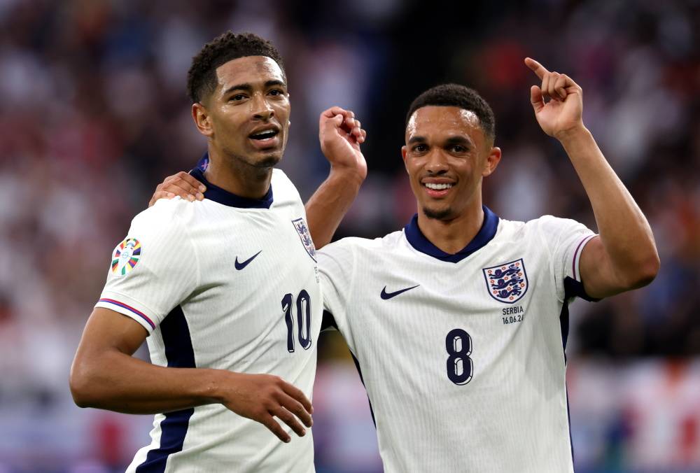 开云体育-包含英格兰逆转战胜意大利，领跑小组的词条