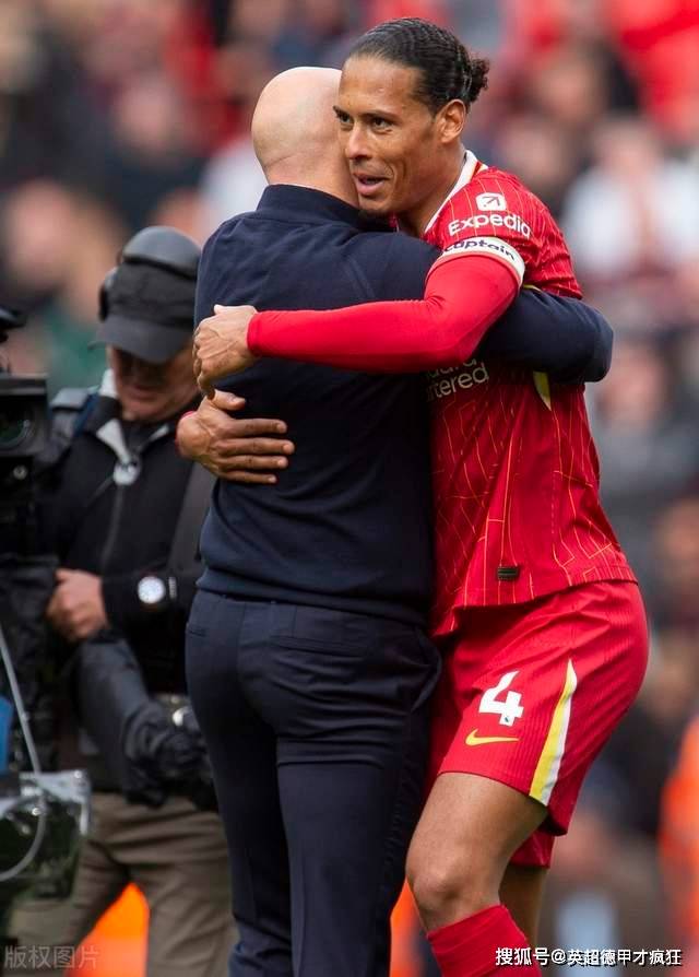 包含范迪克再下一城，利物浦逆袭绝杀对手的词条