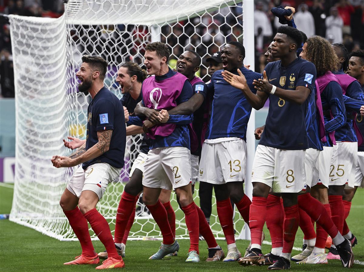 包含摩洛哥队在点球战中失利，遗憾地止步欧洲预选赛的词条