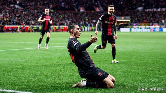 开云下载-勒沃库森队在比赛中披荆斩棘夺得胜利
