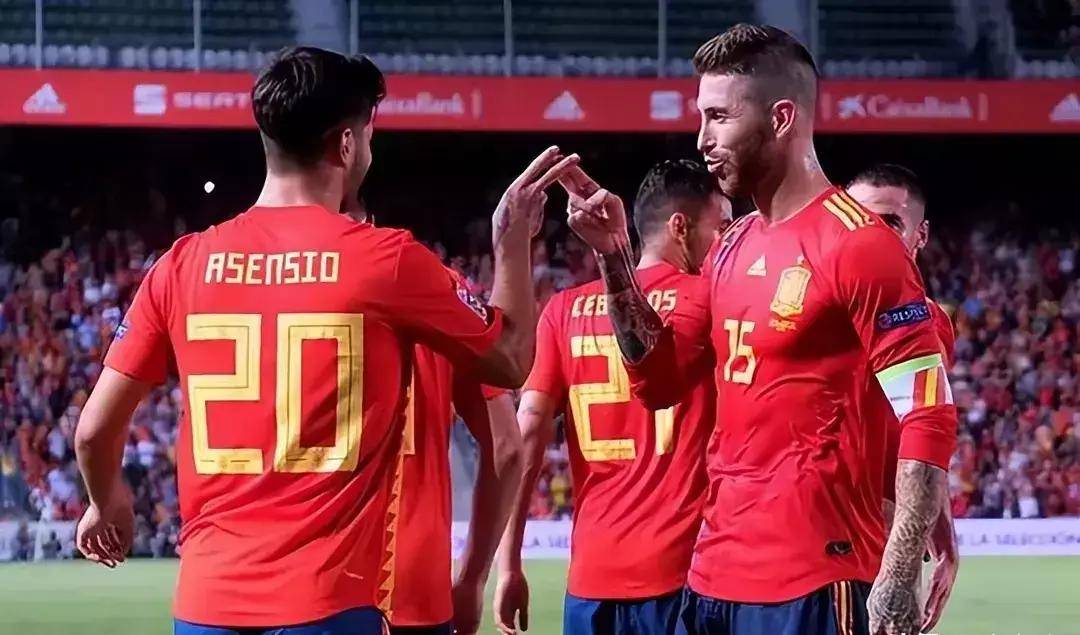 丹麦队大比分胜俄罗斯，晋级欧洲杯16强