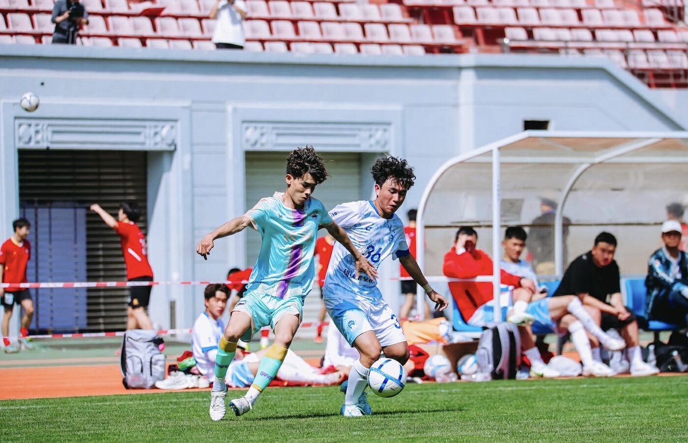 足球擂台赛势均力敌，胜负难定