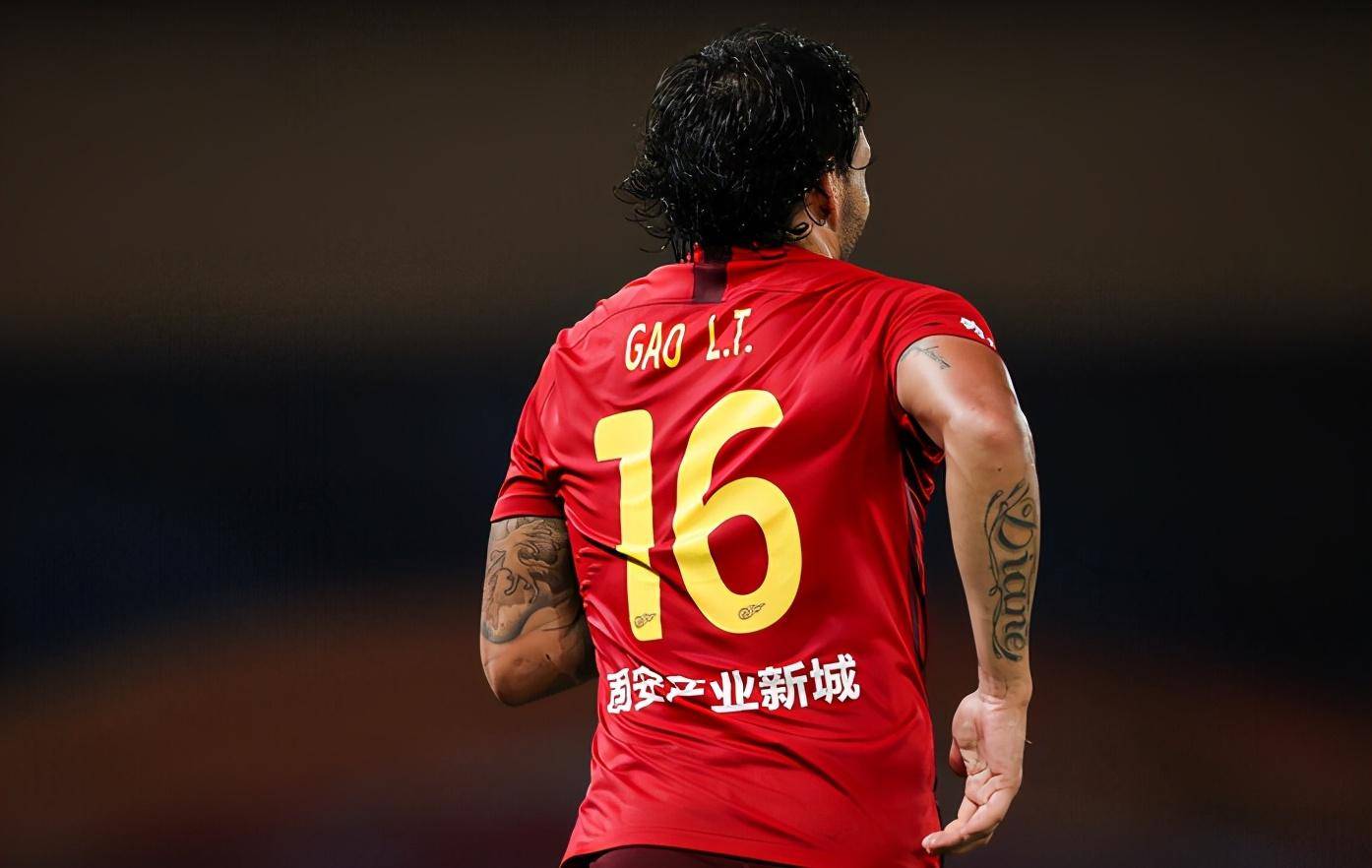 阿穆利卡锋线亮眼，恒大力争夺中超冠军