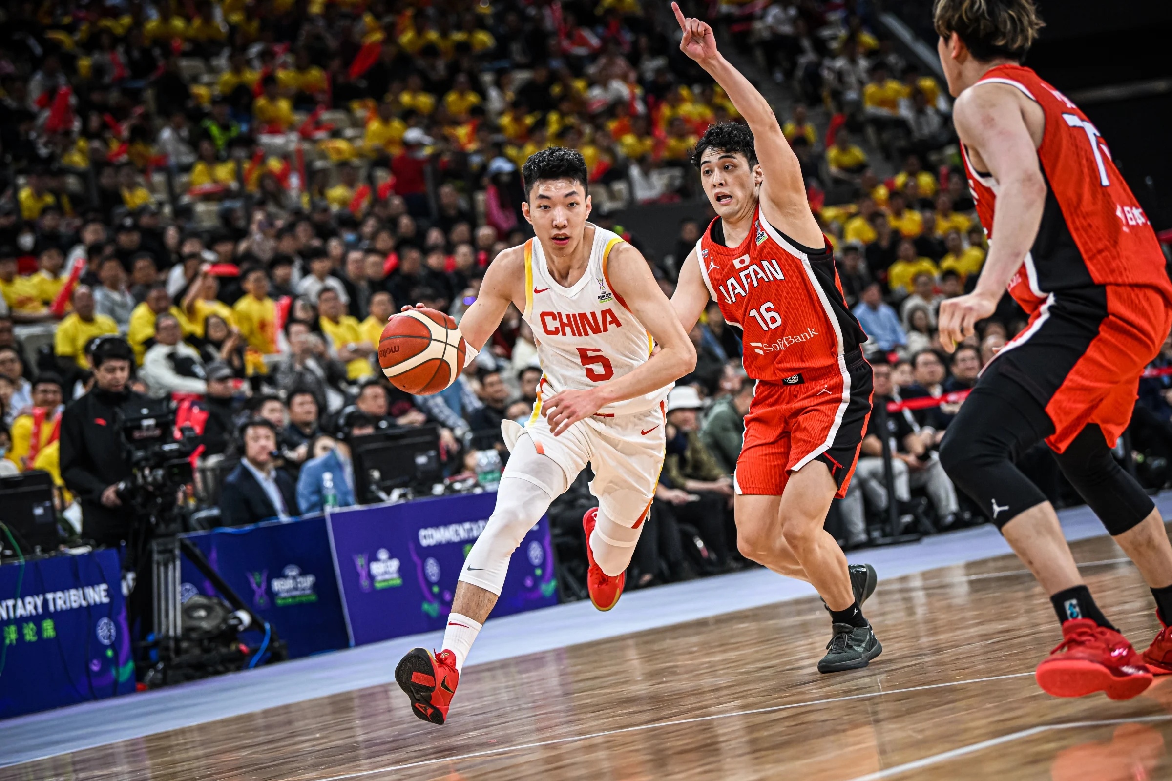 中国队完胜日本队，王皓状态火热的简单介绍