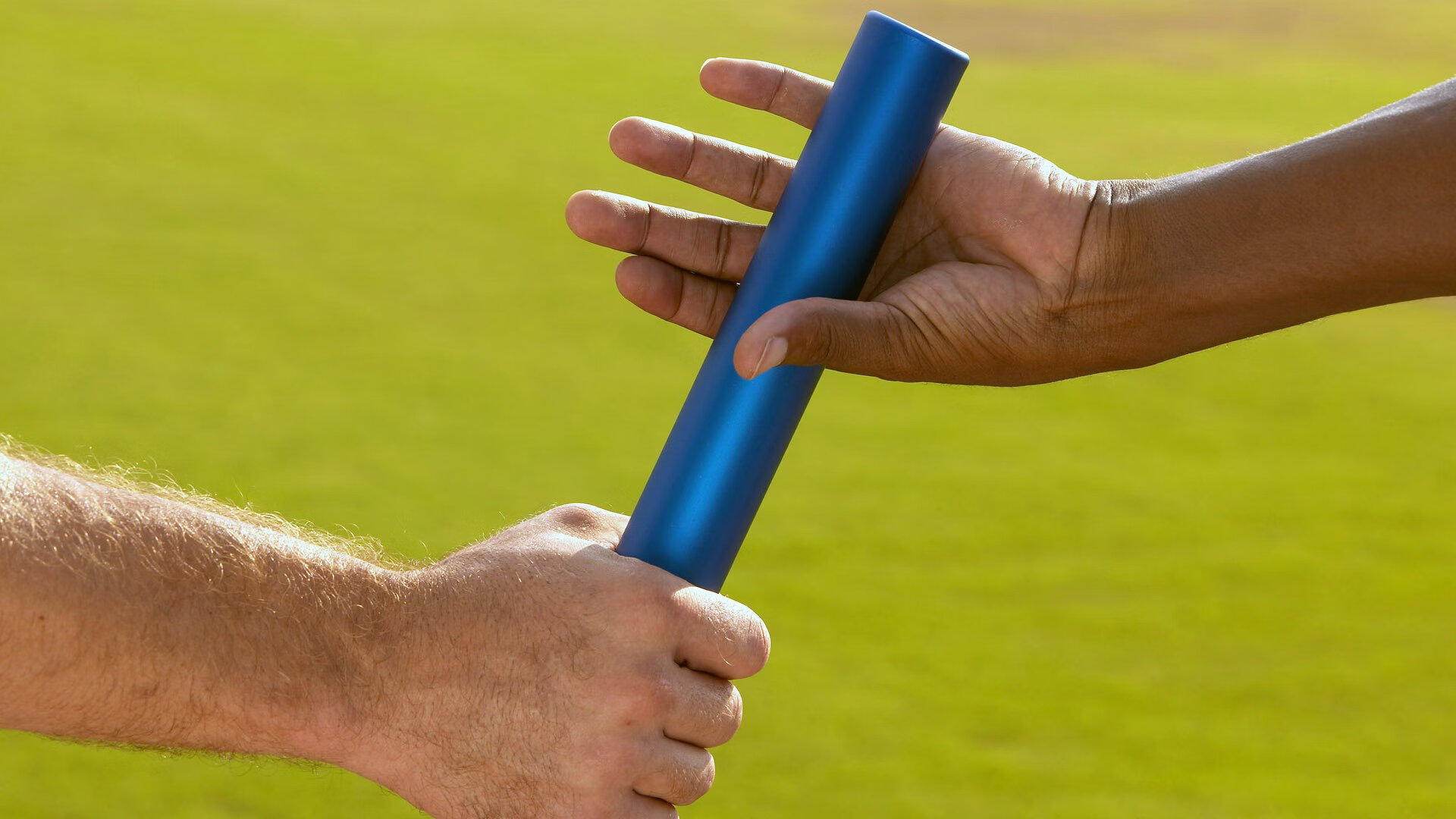 开云体育在线-足球双重奏，蒂亚戈的手术刀与丹麦的铁骑