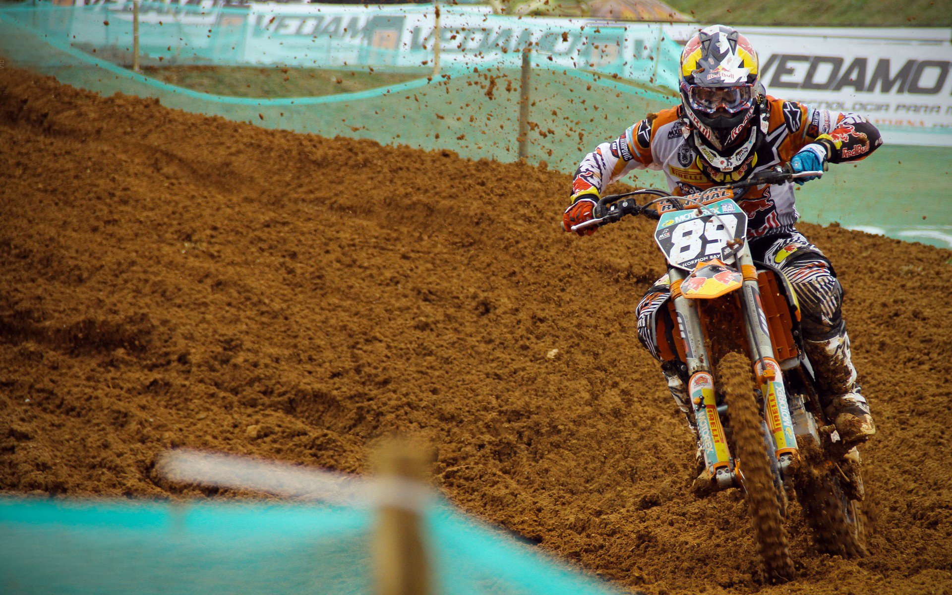 跨越红土与硬地的王权,兹维列夫美网轻取式胜利,刷新蒙特卡洛未竟的纪录